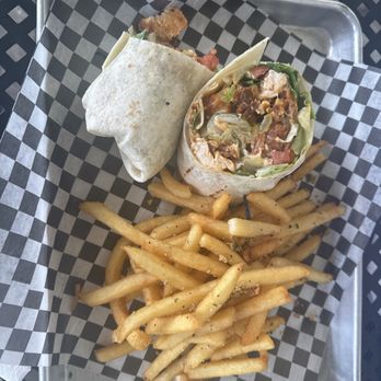 Crispy Edges - Pizza Near Me - Festus, Missouri