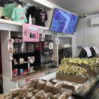Leonard's Bakery - Inside the store - Bakeries Near Me - Honolulu, Hawaii Leonard's Bakery - Inside the store - Bakeries Near Me - Honolulu, Hawaii