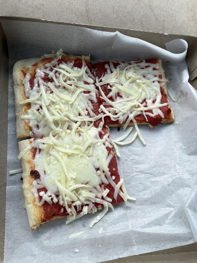 Wallys Pizza Logo