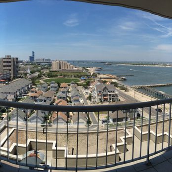 Boardwalk Resorts Flagship - Daytime shot of the view from balcony facing East - Resorts Near Me - Atlantic City, New Jersey Boardwalk Resorts Flagship - Daytime shot of the view from balcony facing East - Resorts Near Me - Atlantic City, New Jersey