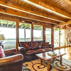 Stay With Q Cabin Rental Management