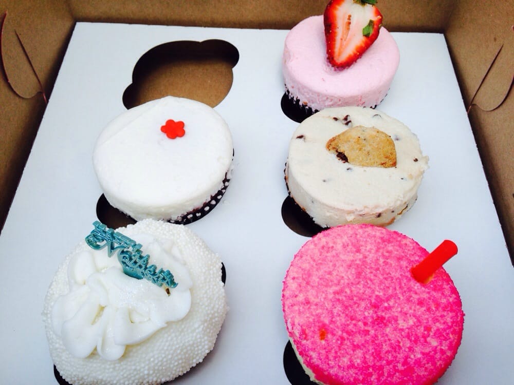 BAKERY ON A HILL CLOSED 18 Reviews 305 W FM 1382, Cedar Hill