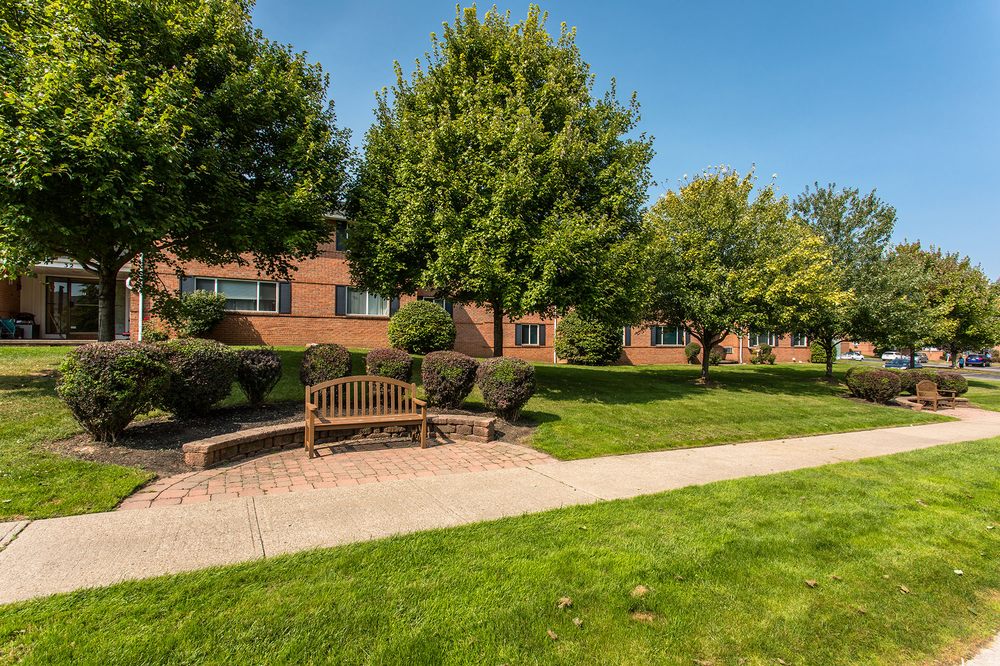 PERINTON MANOR APARTMENTS 21 Photos 62 Manorshire Dr, Fairport, NY