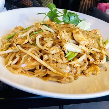 Asian Noodle Bar - Pad Thai - Thai Near Me - Albuquerque, New Mexico