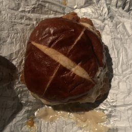 Delicious Pretzel Bacon Pub Chicken Sandwich Delicious Pretzel Bacon Pub Chicken Sandwich