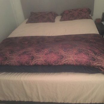 DCI Furniture - Complete set (comforter set and pilllows not included) - Furniture Stores Near Me - Chicago, Illinois DCI Furniture - Complete set (comforter set and pilllows not included) - Furniture Stores Near Me - Chicago, Illinois