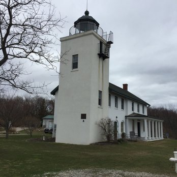 Horton Point Lighthouse - Landmarks & Historical Buildings Near Me - Southold, New York