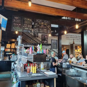 Dogfish Head Brewings & Eats - Bar - American Near Me - Rehoboth Beach, Delaware