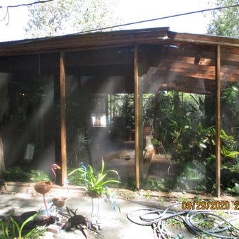 Avery Handyman Project - Here is a picture of the three 2x4 I need replaced (with screening). Please send estimate.(donngod@yahoo.com - Handyman Near Me - Austin, Texas
