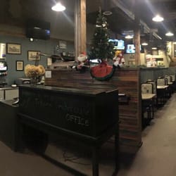 Tribune Smokehouse - The inside of the Tribune Smokehouse