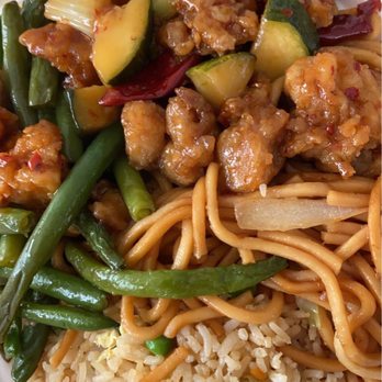 Jumbo Wok - Kung Pao Chicken, Green Bean Chicken - Chinese Near Me - Cerritos, California