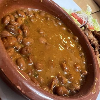 Panadería España Repostería - Habichuelas Guisadas - Bakeries Near Me - Carolina, Puerto Rico