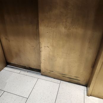 La Concha Key West - Elevator doors bad shape - Hotels Near Me - Key West, Florida