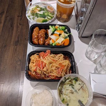 Pho Thai Lao Kitchen - Thai Near Me - Maywood, New Jersey