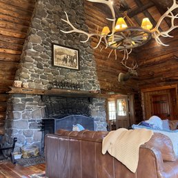 Lodge fireplace, always on! Lodge fireplace, always on!