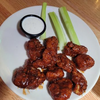Applebee's Grill + Bar - American Near Me - La Habra, California