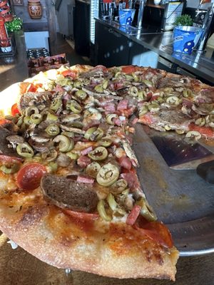 Mineo's Pizza & Wings by null