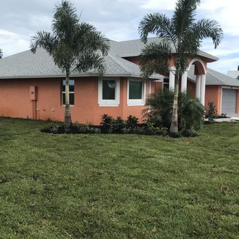 RJM Custom Homes - front of home - General Contractors Near Me - West Palm Beach, Florida RJM Custom Homes - front of home - General Contractors Near Me - West Palm Beach, Florida