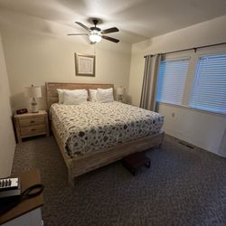 Pine Acres Lodge - Master king room
