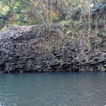 Twin Falls Trail - Hiking Near Me - Haiku, Hawaii Twin Falls Trail - Hiking Near Me - Haiku, Hawaii