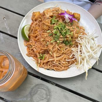 The Elephant Trail - Pad Thai - Thai Near Me - Avon, Connecticut The Elephant Trail - Pad Thai - Thai Near Me - Avon, Connecticut