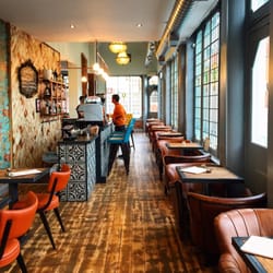The Pig & Tail - The beautiful bar area, love the decor