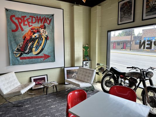 Top Dead Center (Cafe) Seattle by null
