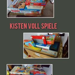 SKFM Mettmann-Wülfrath gGmbH - Kisten voll Spiele und Bücher wurden gespendet.