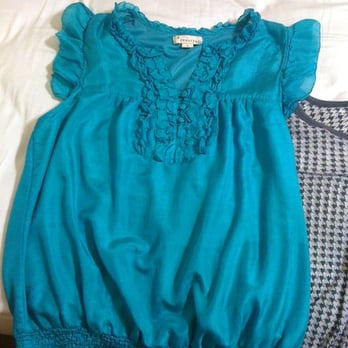 Fashion Junkie - $5 - Used, Vintage & Consignment Near Me - Grand Junction, Colorado