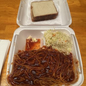 Interstate Barbecue - Spaghetti Dinner with slaw - Barbeque Near Me - Memphis, Tennessee Interstate Barbecue - Spaghetti Dinner with slaw - Barbeque Near Me - Memphis, Tennessee