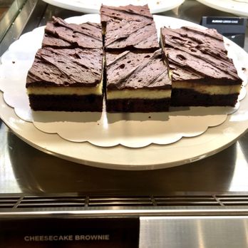 Black Apron - Cheesecake Brownies - Black Apron Bakery - Cafes Near Me - Berlin, BE