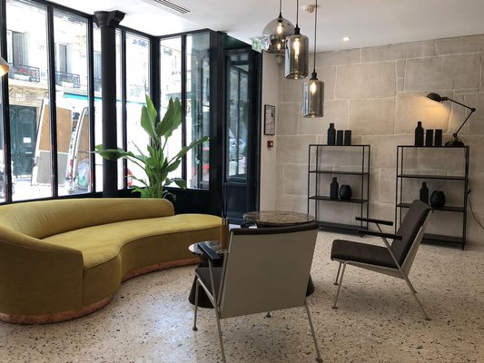 New Hotel Le Voltaire by null