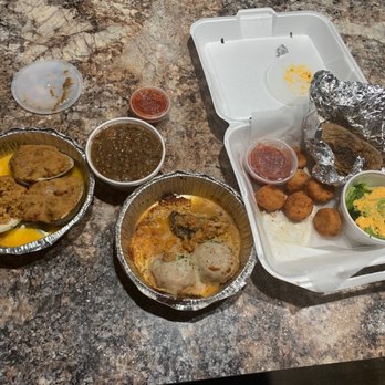 Ralph's Tavern - a tray of food and containers of food - Italian Near Me - Albany, New York Ralph's Tavern - a tray of food and containers of food - Italian Near Me - Albany, New York
