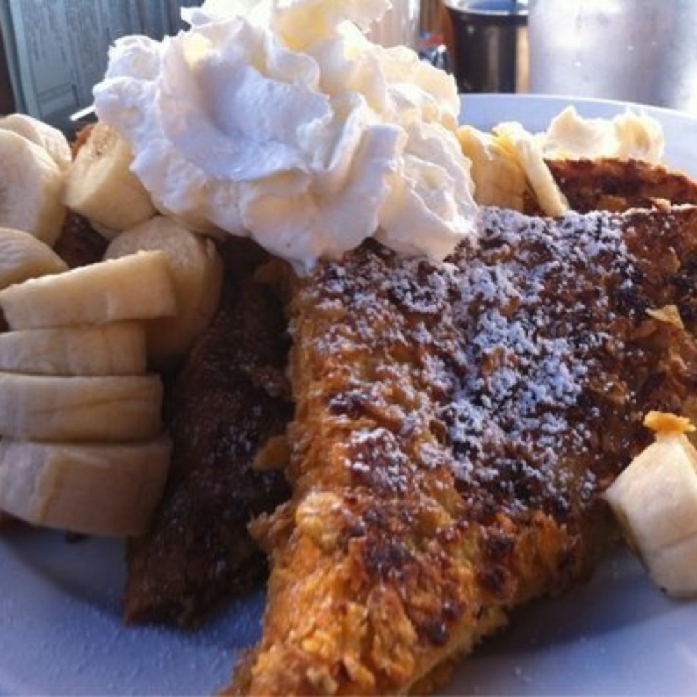 Beach Break Cafe - Banana Crunch French Toast - Breakfast & Brunch Near Me - Oceanside, California