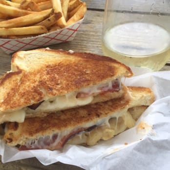 Ms Cheezious - Mackin Melt - Sandwiches Near Me - Miami, Florida Ms Cheezious - Mackin Melt - Sandwiches Near Me - Miami, Florida