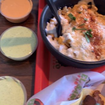 El Cuban Diner - Guacamole, pastor tacos, esquites and self serve sauces. this pic was from a video.. - Diners Near Me - Miami, Florida El Cuban Diner - Guacamole, pastor tacos, esquites and self serve sauces. this pic was from a video.. - Diners Near Me - Miami, Florida