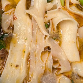 1915 Lanzhou Hand Pulled Noodles - Some noodles wider/thicker than others. Inconsistent noodle sizes, but still tastes fresh. Thicker ones aren't as pleasant to eat though - Noodles Near Me - New York, New York 1915 Lanzhou Hand Pulled Noodles - Some noodles wider/thicker than others. Inconsistent noodle sizes, but still tastes fresh. Thicker ones aren't as pleasant to eat though - Noodles Near Me - New York, New York