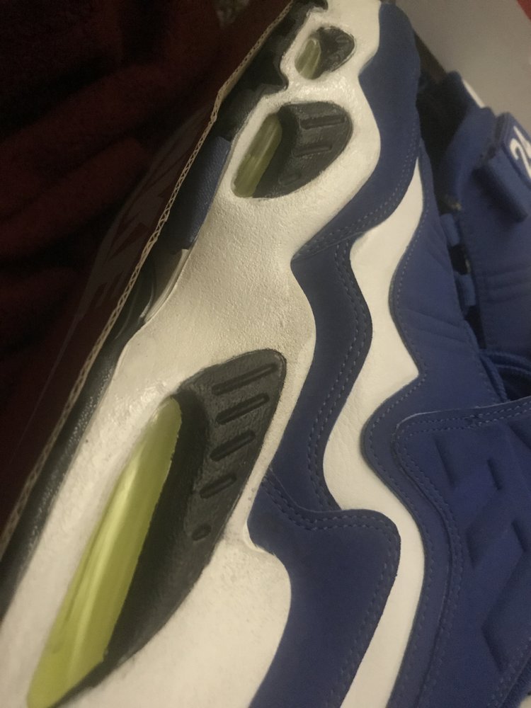 ASHFORD SHOE REPAIR Updated May 2024 2366 S Dairy Ashford St