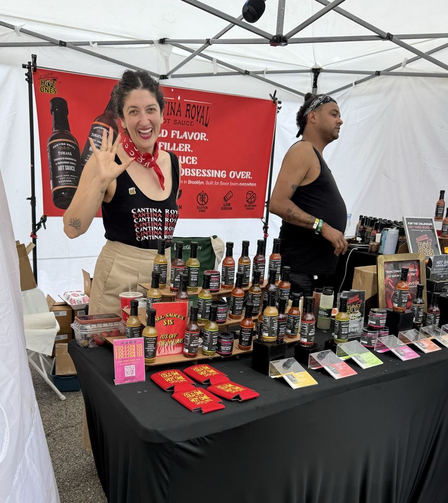 Social spots from Illinois Hot Sauce Expo