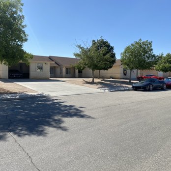 Desert Inn - Hotels Near Me - Mojave, California
