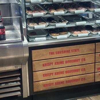 Krispy Kreme - Donut counter! - Donuts Near Me - Kissimmee, Florida Krispy Kreme - Donut counter! - Donuts Near Me - Kissimmee, Florida