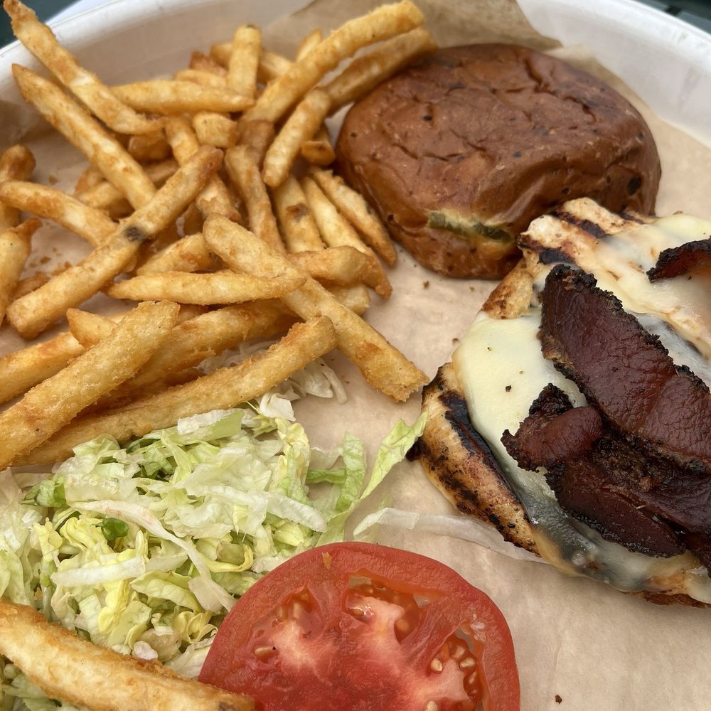 Boondoggles Pub - Chicken club - Bars Near Me - El Lago, Texas