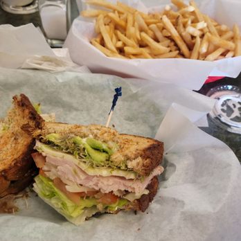 Bronco Burgers - Turkey and avocado sandwich - Burgers Near Me - Paso Robles, California Bronco Burgers - Turkey and avocado sandwich - Burgers Near Me - Paso Robles, California