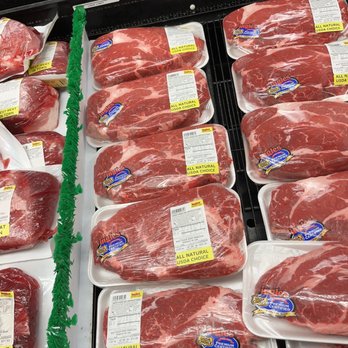 Ingles Market - A nice selection of boneless Chuck Roast - Grocery Near Me - Spartanburg, South Carolina Ingles Market - A nice selection of boneless Chuck Roast - Grocery Near Me - Spartanburg, South Carolina