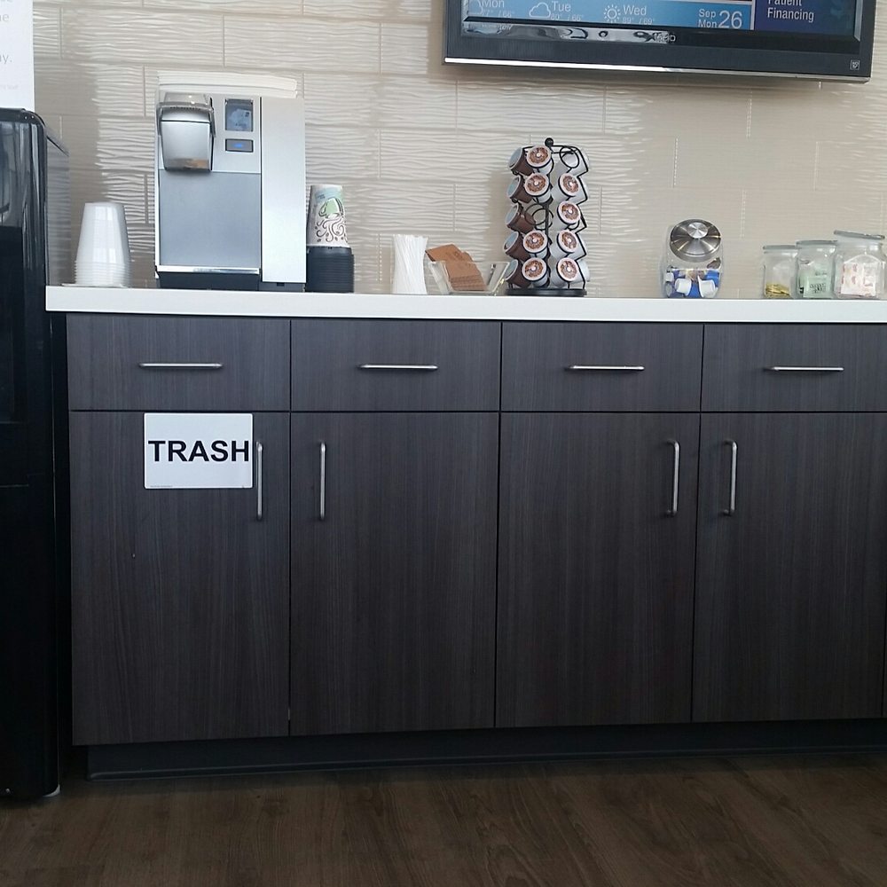 EyeCare Specialties South Towne - Very neat office with convenience of coffee and water - Optometrists Near Me - Austin, Texas EyeCare Specialties South Towne - Very neat office with convenience of coffee and water - Optometrists Near Me - Austin, Texas