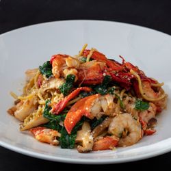 Yard House - Lobster Garlic Noodles - Maine lobster, shrimp, shiitake mushrooms, spinach and parmesan.
