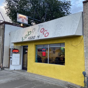Lobo Taco - the outside of a restaurant - Tacos Near Me - Albuquerque, New Mexico