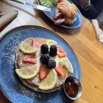Soul Grind Coffee Roasters - Coffee & Tea Near Me - Pacifica, California