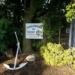 Sagamore Yacht Club - Entrance signage