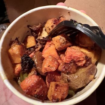 The Stellar Hog - Roasted Root Veg - Beer Gardens Near Me - Saint Louis, Missouri